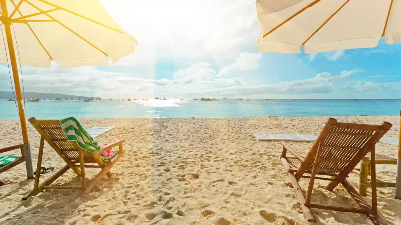 5 Emirates + Indian Ocean Tour (Russian-Speaking Guide)